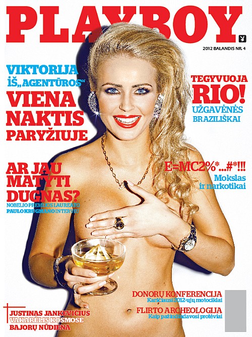 Žurnalo Playboy viršelis su apsinuoginusia, viena ranka krūtinę prisidengusia Agentūros dainininke Viktorija